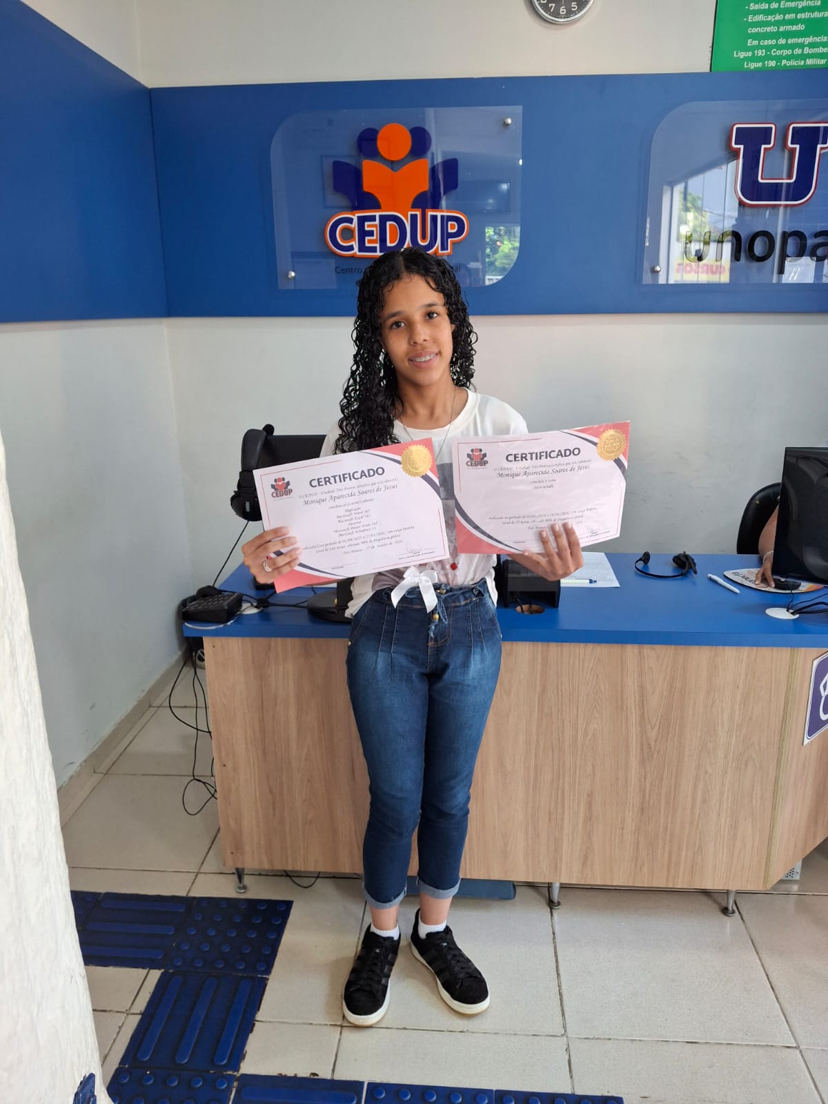 Monique Aparecida Soares de Jesus